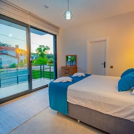 Βίλα Oezel
